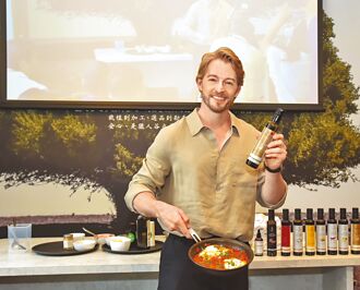 法比歐女兒雙語通 睡前吐出 「AMORE」他秒融化