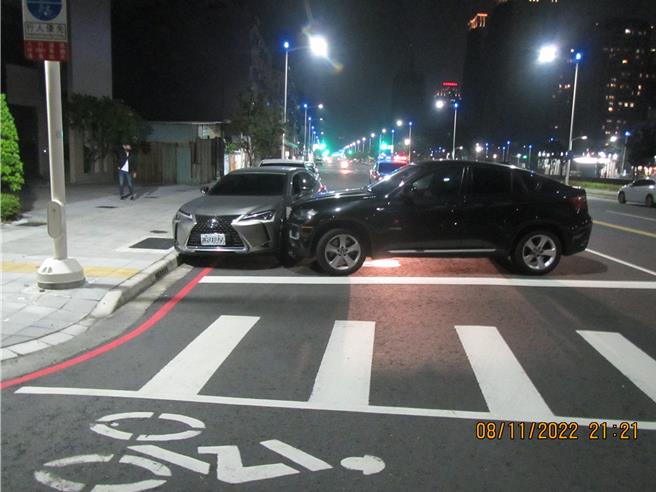 41岁的黄姓男子涉嫌组成名车诈保集团，设计假车祸以此诈保。（翻摄照片／洪靖宜高雄传真）