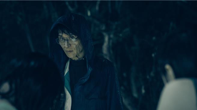 喜翔诠释林明诚父亲林景瑞，为了保护儿子不惜掩盖真相。（Netflix提供）