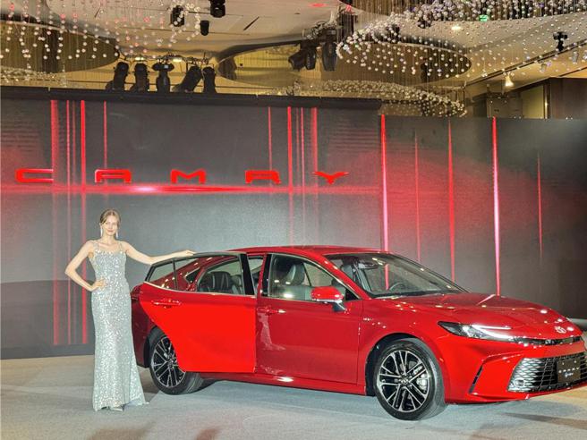和泰车今发表全新Camry。图／陈慜蔚