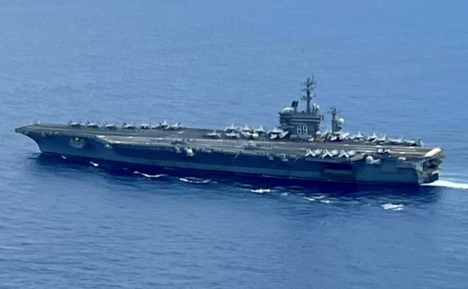 美國「艾森豪」號（USS Dwight D. Eisenhower，CVN 69）航母的資料照。（美國海軍）