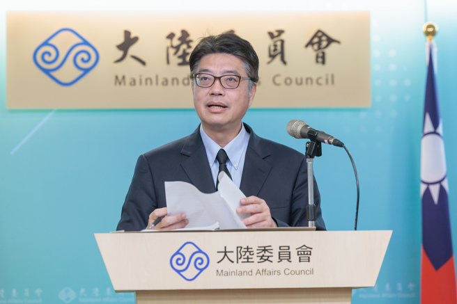 陸委會主委邱垂正4日主持陸委會例行記者會，指兩岸溝通協商的機制其實非常完整，雙邊是否要溝通都在「一念之見」。（郭吉銓攝）