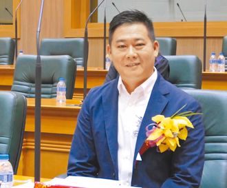 涉綠能光電收賄   雲林縣議長黃凱今晨聲押禁見