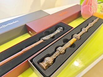 魔杖一卡通1支1080元 麻瓜狂敲碗