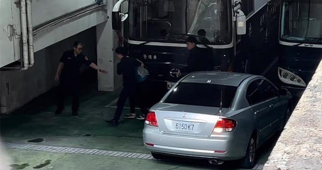 陸配攜2幼女尋短獨活　法官認為有逃亡之虞裁定羈押。（本報資料照片）