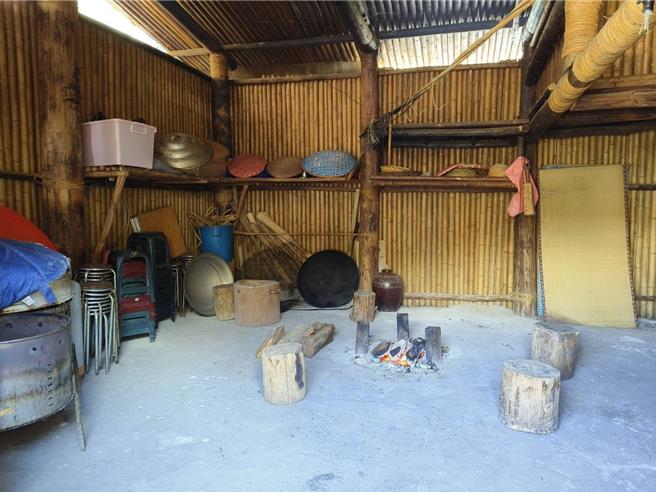 忌屋是特富野各家族用来规范及保护家人的场所。（廖素慧摄）