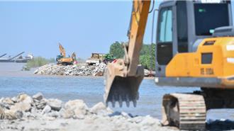 洞庭湖潰堤226米決口  6日晚間8時封鎖補實66米