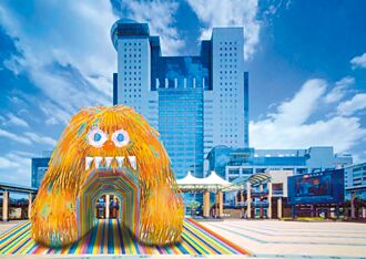 新北兒童藝術節 怪獸盤據市民廣場