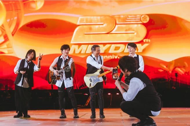 五月天近日在深圳巡演。（相信音乐提供）