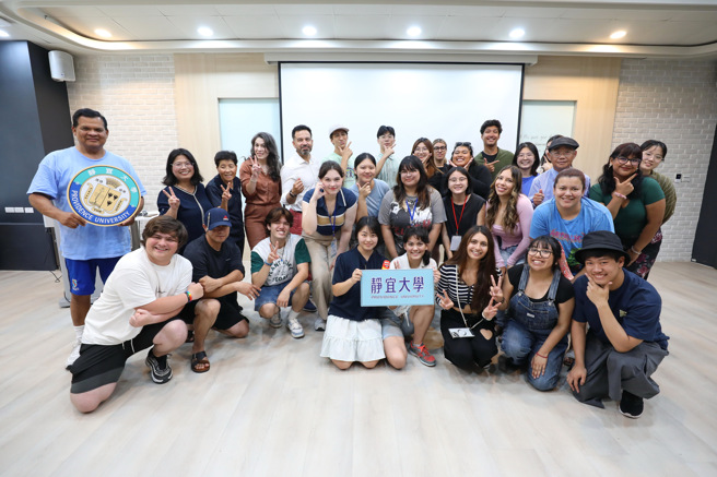 透过「臺中─加州国际文化交流营」让台中市的高中职学生，体验跨国文化，增进全球移动力及国际参与力！(照片/静宜大学提供)