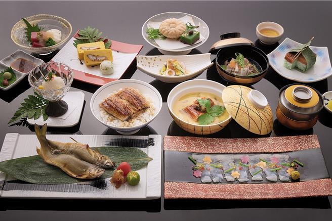 「HAYASE日本料理」即日起至8月15日，推出整套「鳗鱼怀石料理」套餐，可吃到11道菜品，餐价3800元加1成。(JR东日本大饭店台北提供)
