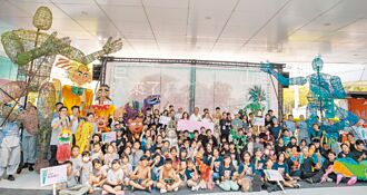 山海巨偶共舞 中信新舞臺藝術節揭幕