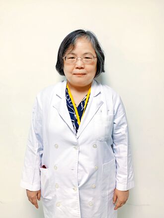 曾揭馬兜鈴酸事件 吳明玲獲頒保生醫療奉獻獎