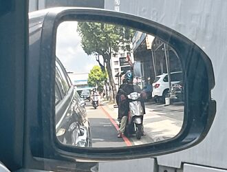 烈日当头 桃园、竹市缩减红绿灯秒数