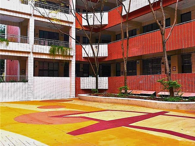 新北市清水高中至善楼地坪改善后的状况。（教育部提供／林志成台北传真）