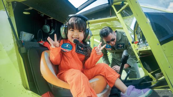 SOGO忠孝馆Let’s Fly SOGO航空站小小飞官体验营，7月9日起至8月18日登场。（SOGO提供）