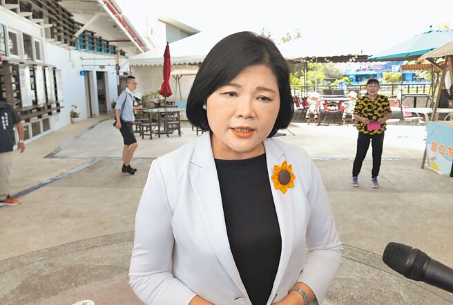 雲林縣議會議長黃凱涉嫌收取綠能業者賄賂遭羈押禁見，民進黨呼籲藍白組調查小組，請縣長張麗善出席聽證會，張麗善6日強調，她問心無愧會全力配合。（張朝欣攝）