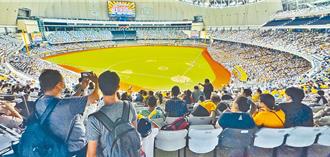 批蔣萬安政治操作、甩鍋前朝  陳宥丞：願募款替大巨蛋改座椅