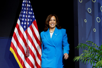 賀錦麗「換登」能贏川普？民調揭勝率