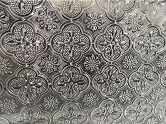 嘉市校園保留「海棠紋玻璃」 見證地方建築歷史