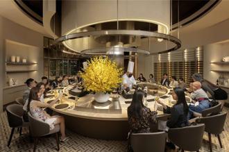 旗下高價鐵板燒、火鍋業績助攻  新天地上半年營收攻頂