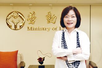 勞動部長 何佩珊撐勞保 要讓勞工領的到