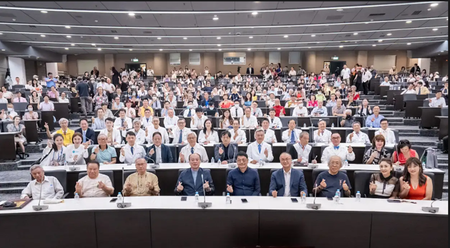 集结各医界专家、学者群共同参与本次盛会。(图/天医提供)