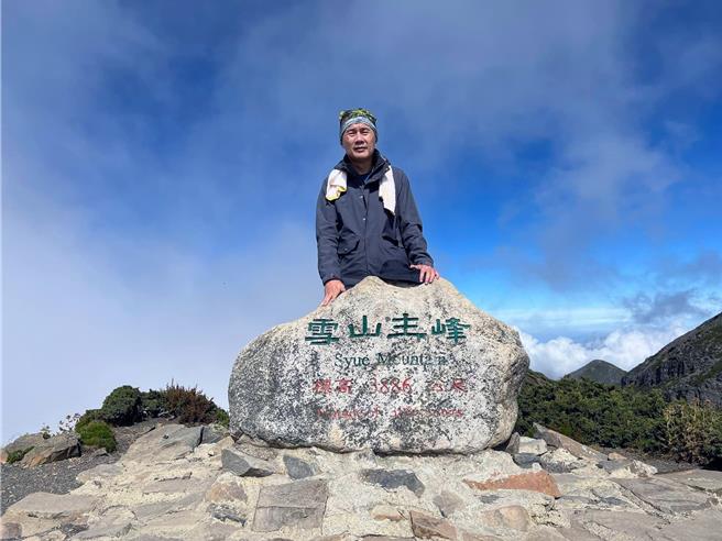 南市区渔会理事长林士杰8日清晨在台南市住家门口被伏击身亡，台南地检署获报立即指派检察官与台南市警察局组成专案小组积极侦办、全力缉凶。（摘自林士杰脸书／洪荣志台南传真）