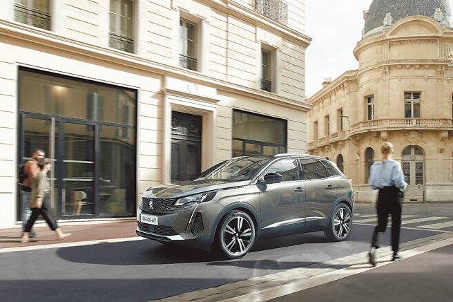 PEUGEOT 3008車系指定車型享100萬高額分期零利率財務專案，再加贈免費安裝引擎下護板防護套件。（寶嘉聯合提供）