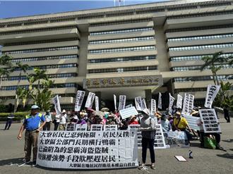 大寮里民抗議活動中心被沒收 控公所先強拆冷氣