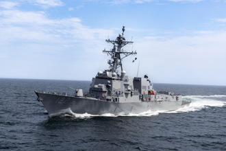 美國海軍神盾驅逐艦「巴西隆號」就役 以瓜島傳奇英雄為名