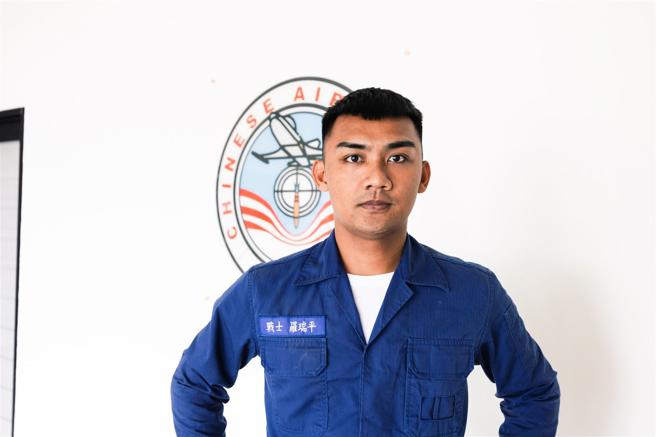 罗瑞平一兵（记者李德威摄）