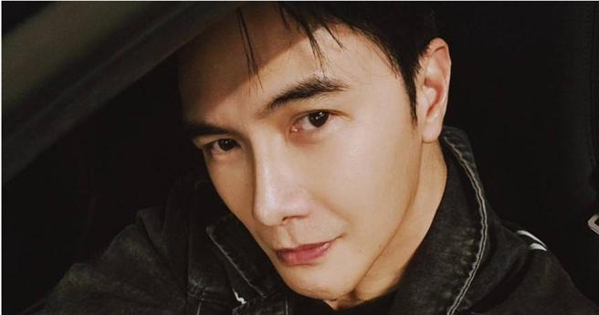 谢佳见来台后演出多部戏剧作品展开知名度。（图／翻摄自谢佳见IG）