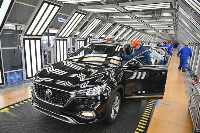 大陸商務部表示，盼歐盟抓緊推進磋商進程，讓雙方盡快達成解決方案。（圖／新華社）