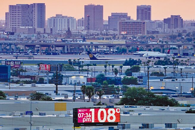 随着北半球步入夏季，各地热浪来袭再度带来新一波衝击。图／美联社