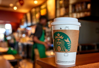 高中生去星巴克沒點餐竟佔6人位 她出1招反制 對方摸鼻子走人