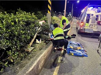石門區驚傳死亡車禍  重機騎士撞分隔島不治