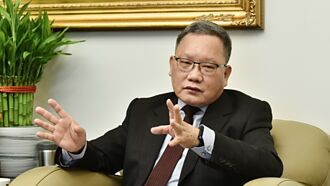 蘇建榮 接政大國金學院院長