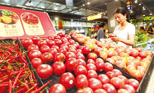 大陆国家统计局10日公布最新数据显示，6月份全国居民消费价格同比上涨0.2％。（新华社资料照）