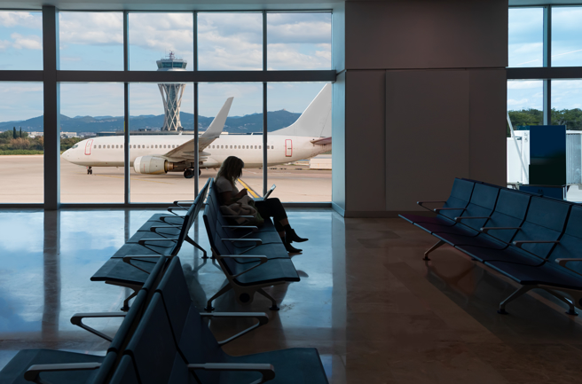 护士等搭机时意外救了一名男乘客。（示意图：shutterstock／达志）