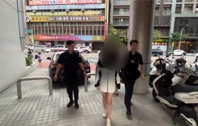 吴姓女与男子吵架，找来陈姓男友等人助阵，她与男友被依伤害罪嫌送办。（翻摄画面）