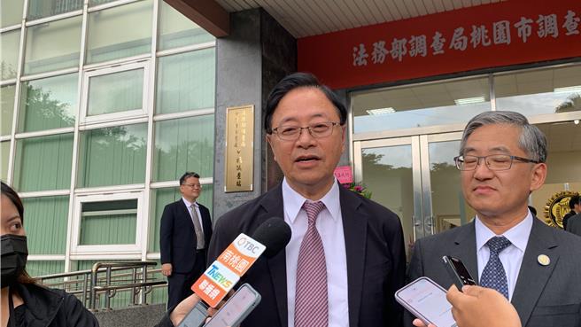 前海基会董事长郑文灿涉嫌在桃园市长任内收贿，桃园市长张善政说， 桃园市长张善政对于此事表示，只要市议员合法职权之内的事务都予以尊重。(吕筱蝉摄)