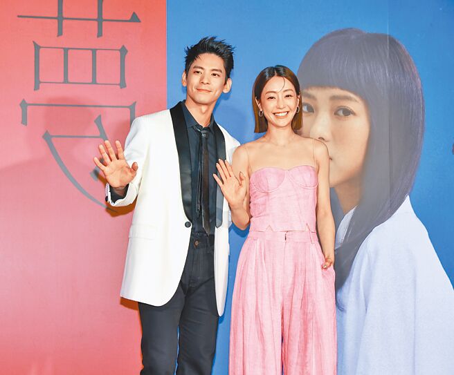 林柏宏（左）跟谢欣颖9日出席首映会，两人在《爱的噩梦》里凑一对。（罗永铭摄）