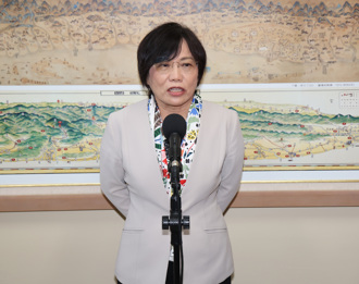 林右昌、刘世芳同框李全教 黄国昌轰双标：绿能你不能？