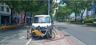 微笑單車維修車遭控遮車牌停人行道  北市交通局：重新檢視作業指引