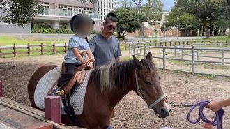 暑假限定！前進台中后里馬場看雜耍 騎單車悠遊最美車道