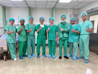 部苗微創膝關節置換手術揚名 菲律賓醫師慕名來取經
