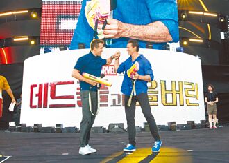 死侍與金鋼狼韓國溼身 妻虧：你麻煩大了