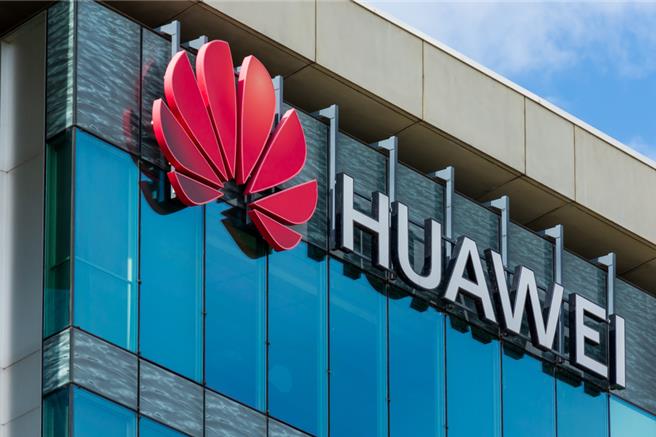 德国政府和行动电话业者已原则上同意，在未来5年内逐步将大陆科技公司的技术和零件从该国的5G无线网路中移除。（示意图／达志影像／shutterstock）