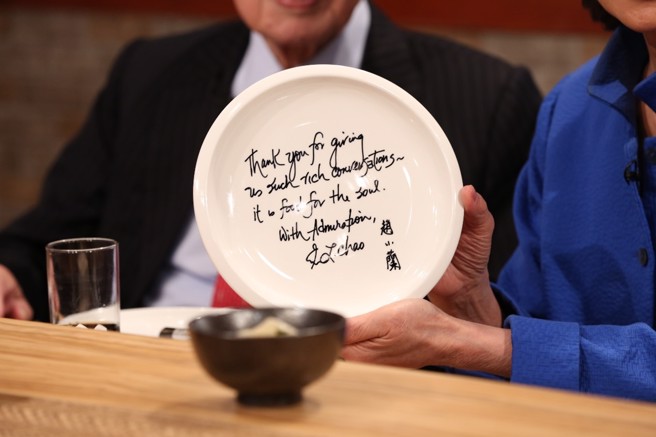 趙小蘭親筆寫下感謝之意。（圖／MOMO綜合台 大雲時堂提供）